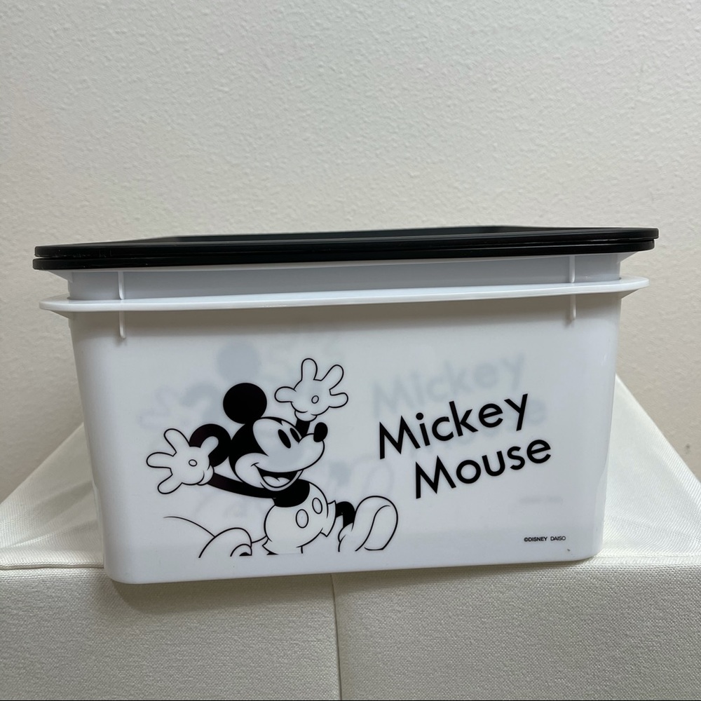 New Disney Mickey B&W Small Plastic Box Set